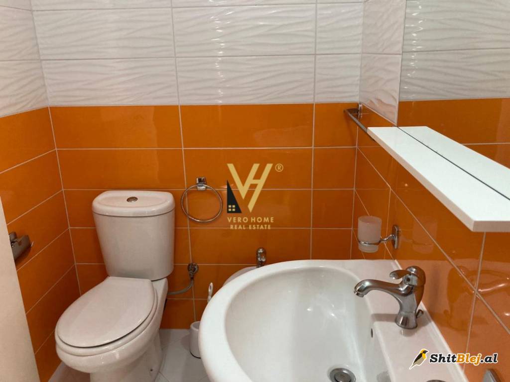 2+1+2 TE RRUGA E BARRIKADAVE 700 EURO