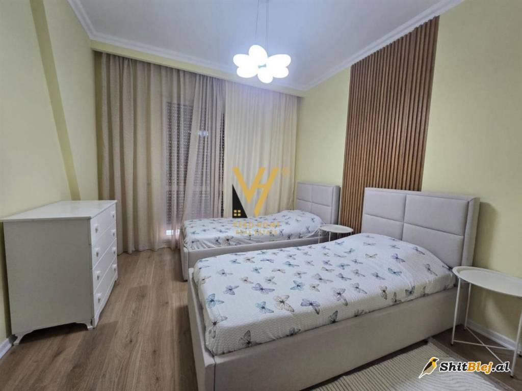 2+1+2+BLK ME QERA NE ASTIR 600 EURO