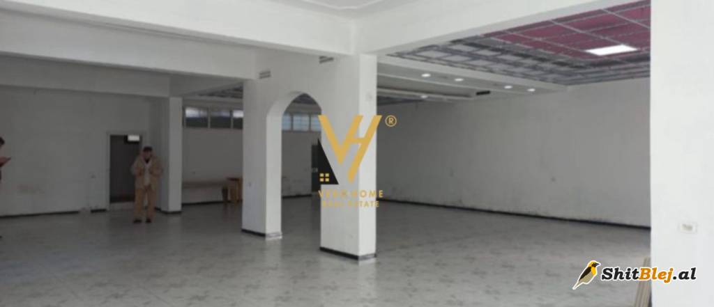 AMBIENT 220 M2 TE BULEVARDI I RI 900 EUR