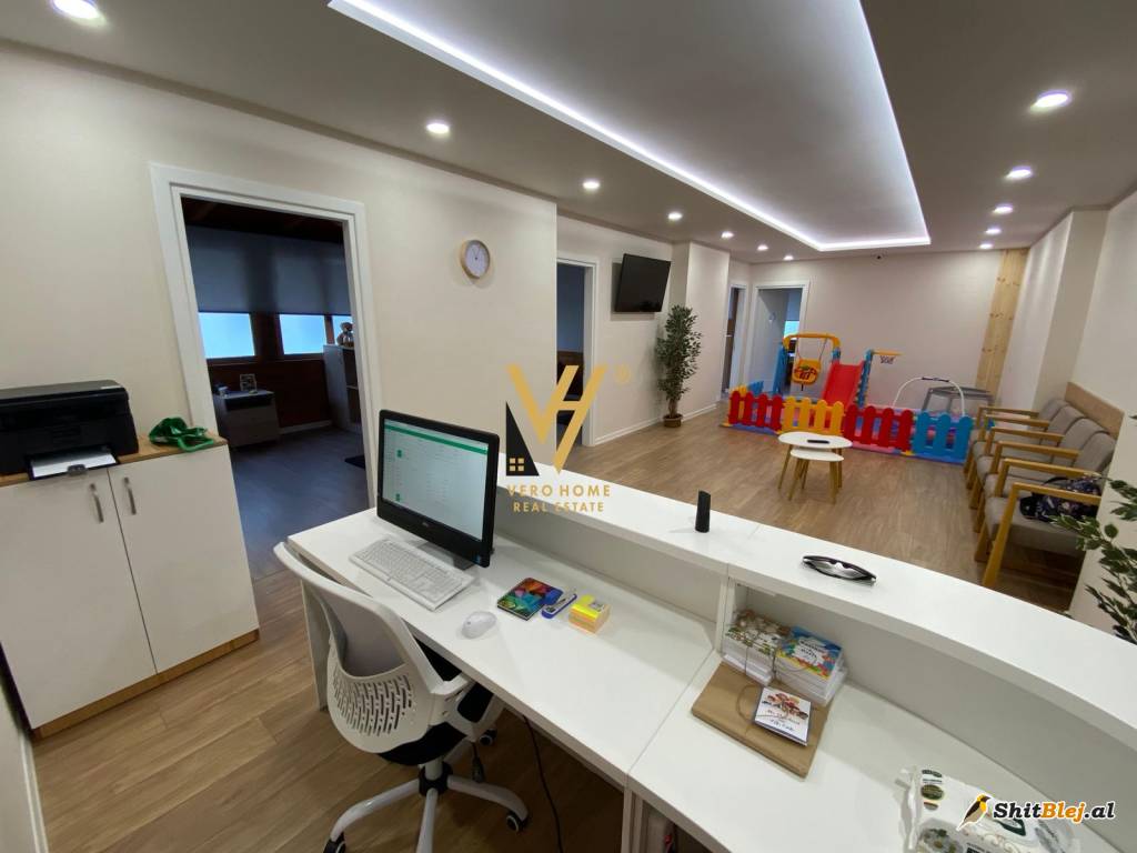 ZYRE 180 M2 TE RRUGA E KAVAJES 1.850 EUR