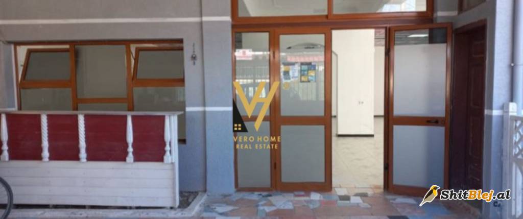 AMBIENT 220 M2 TE BULEVARDI I RI 900 EUR