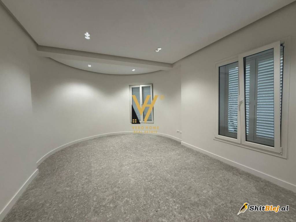 GODINE ME QIRA TE RR.ELBASANIT 9.000 EUR