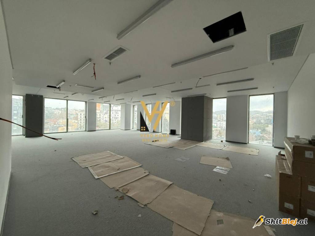AMBIENT 1.570 M2 TE DOWNTOWN 39.300 EURO