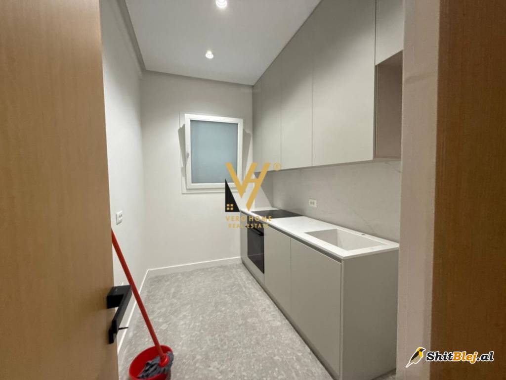 GODINE ME QIRA TE RR.ELBASANIT 9.000 EUR