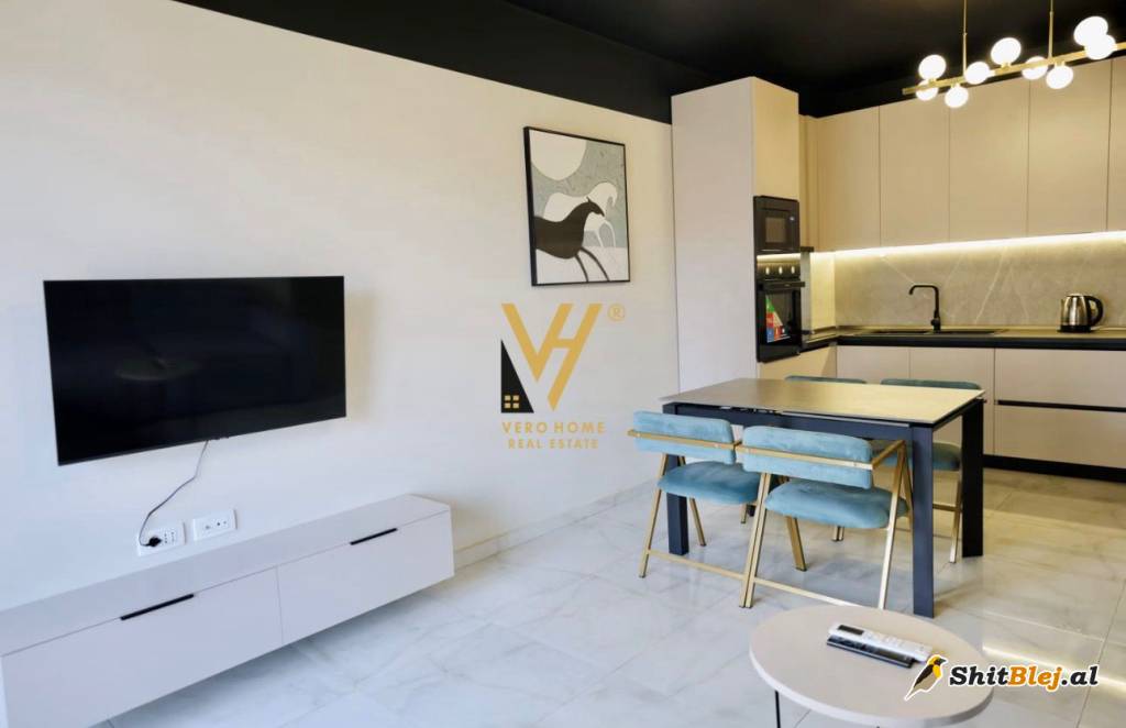 2+1+2 TE KOMUNA E PARISIT 1.100 EURO