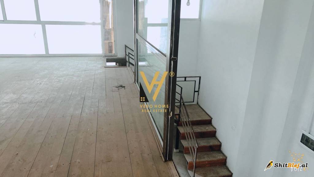  AMBIENT 160 M2 KTHESA E KAMZES 800 EURO