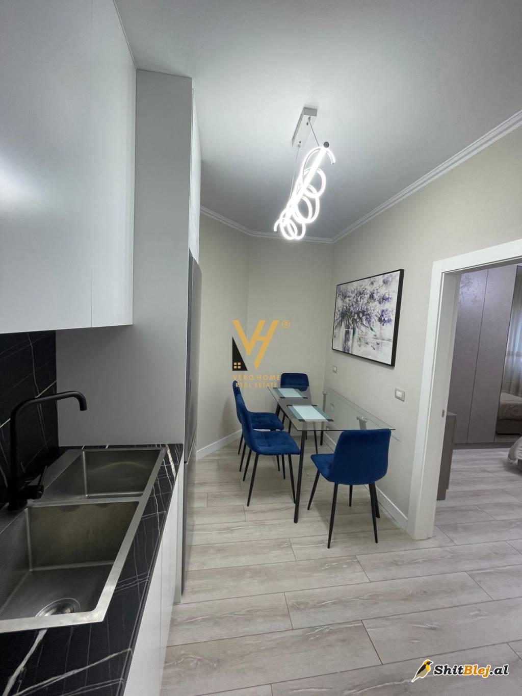1+1+BLK ME QIRA RR. KOSOVAREVE 900 EURO
