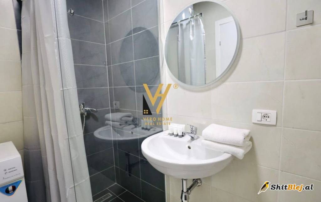 2+1+2 TE KOMUNA E PARISIT 1.100 EURO
