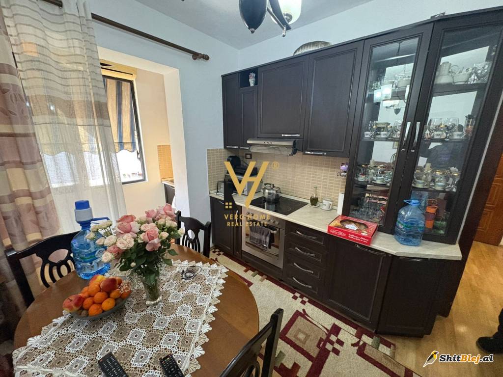 3+1 TE RRUGA BARDHYL 160.000 EURO