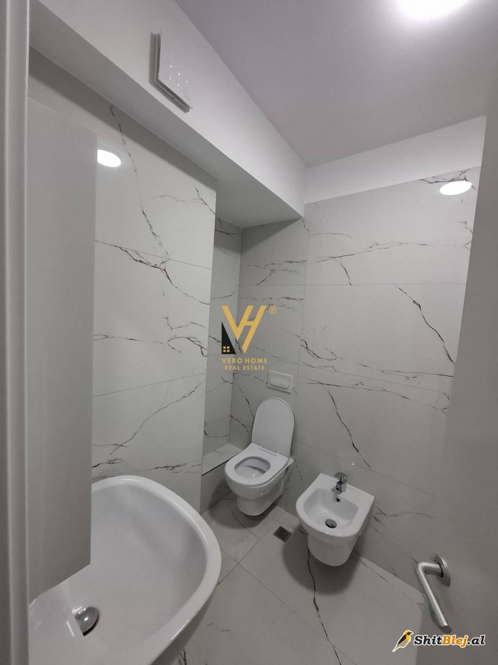 2+1+BLK ME QERA NE QENDER 1.000 EURO