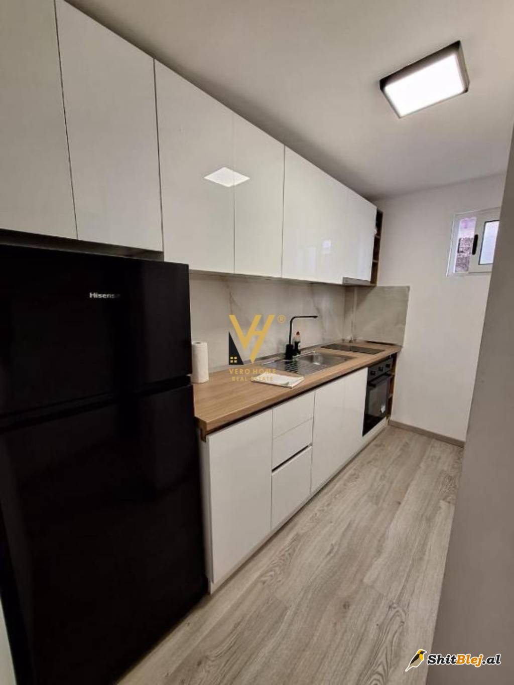 1+1+ANEKS TE QYTET STUDENTI 600 EURO