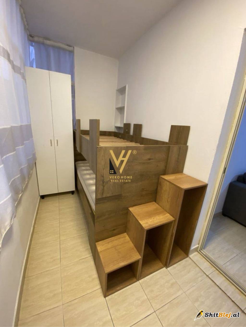 2+1+BLK ME QERA NE SELITE 800 EURO