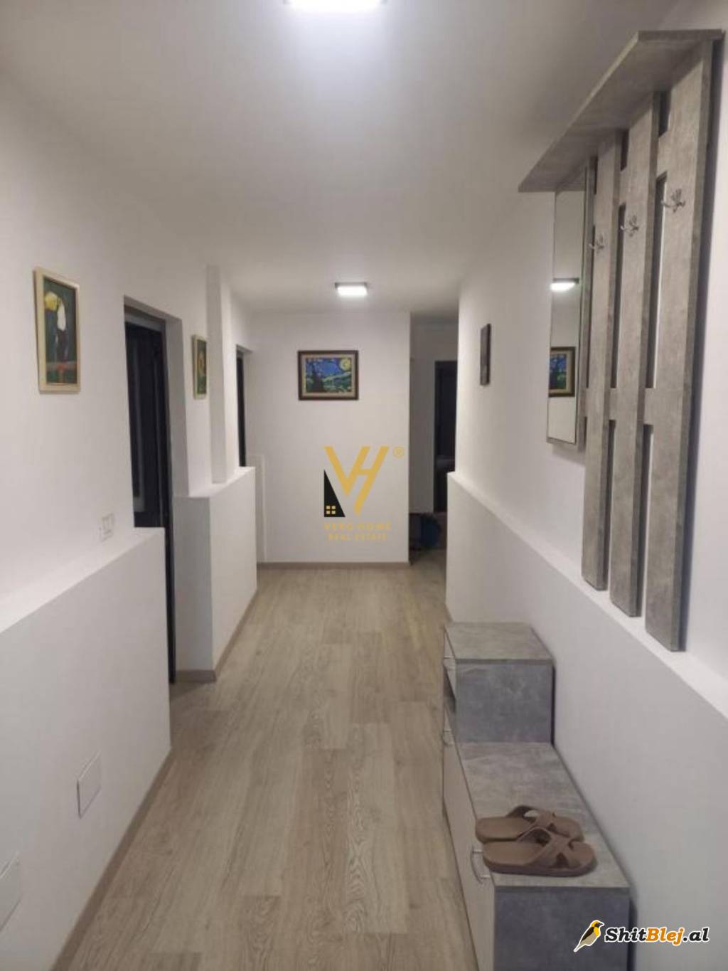 1+1+ANEKS TE QYTET STUDENTI 600 EURO