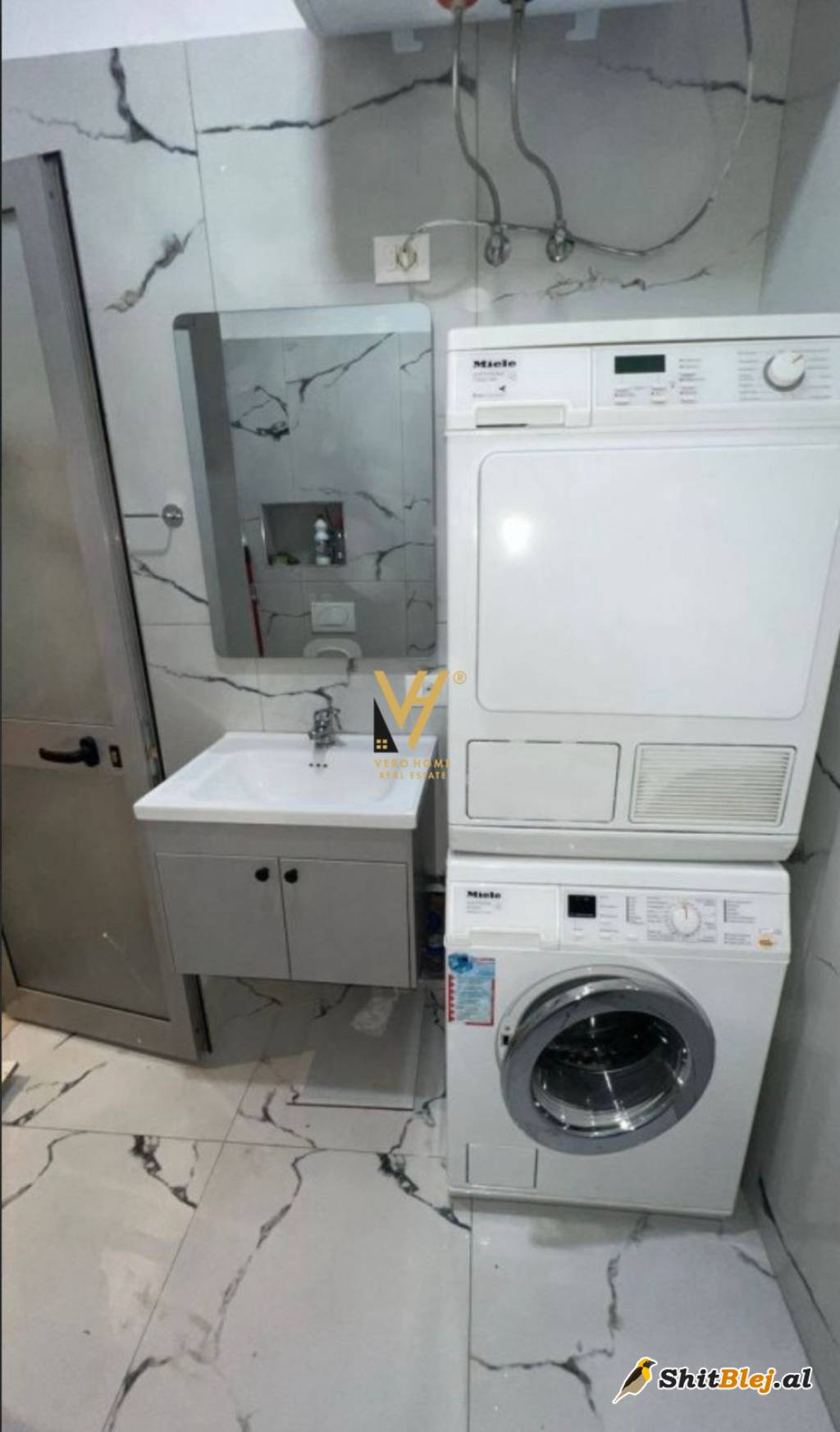1+1 ME QERA TE RR. BARRIKADAVE 650 EURO