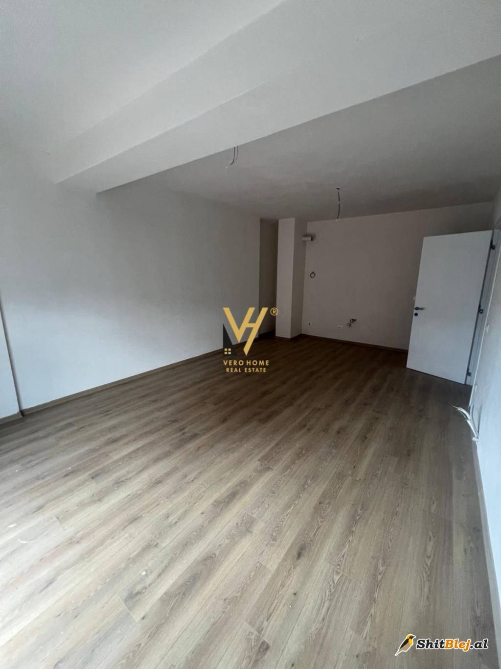 ZYRE 100 M2 TE BULEVARDI I RI 690 EURO