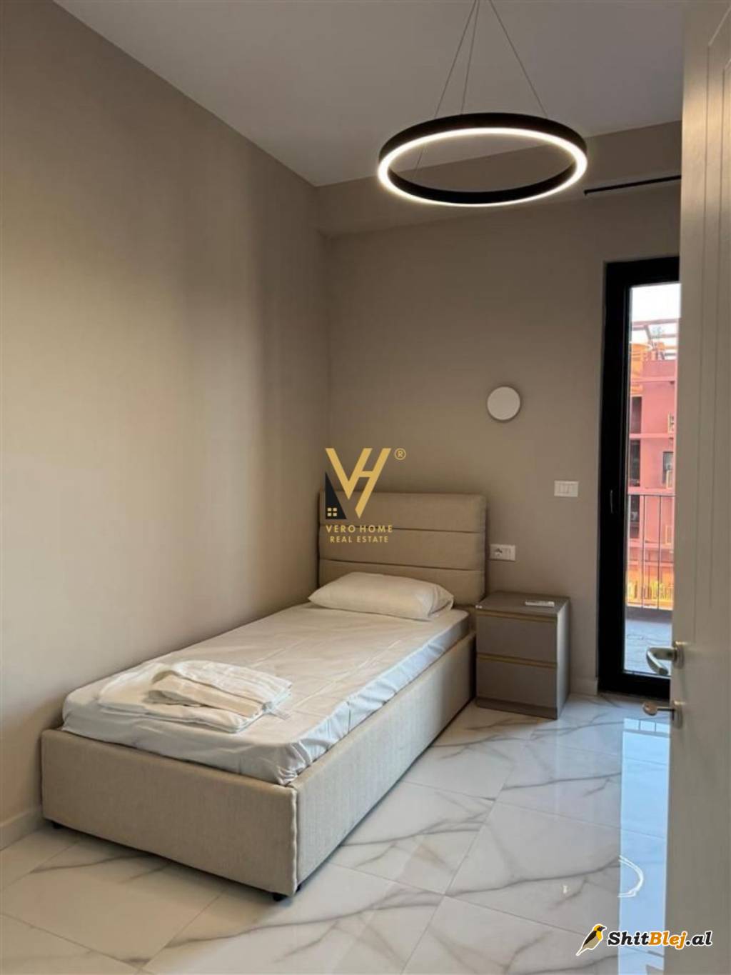 3+1+2 TE GARDEN BUILDING 1.900 EURO