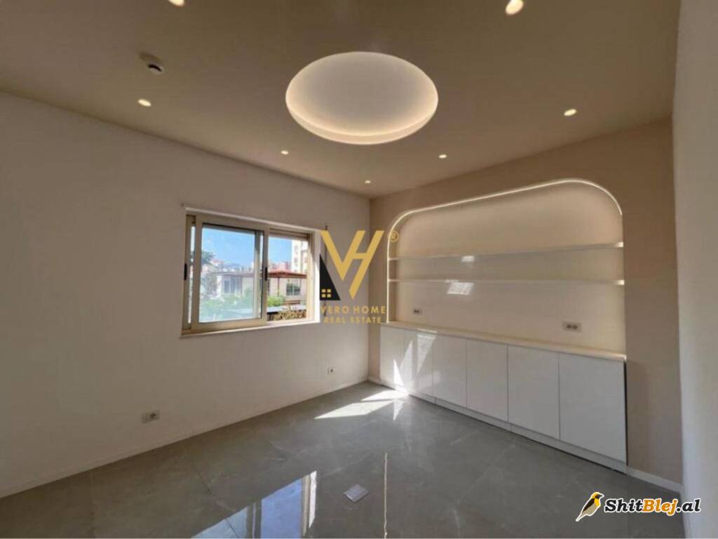 AMBIENT 140 M2 TE HARRY FULTZ 1.600 EURO