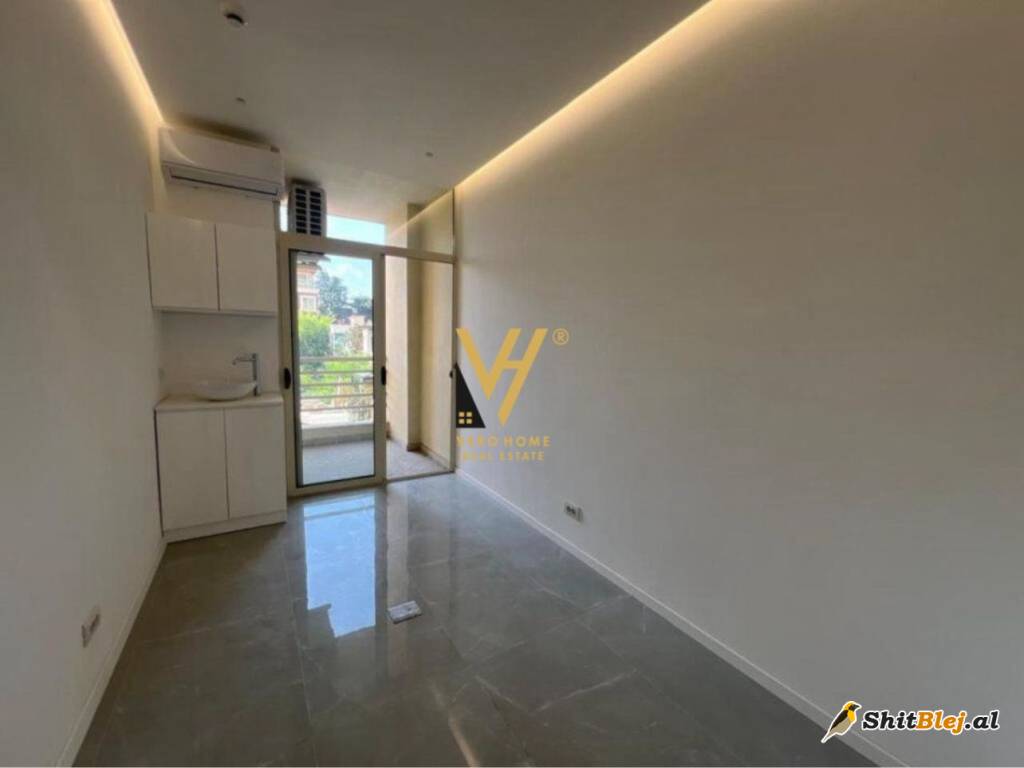 AMBIENT 140 M2 TE HARRY FULTZ 1.600 EURO