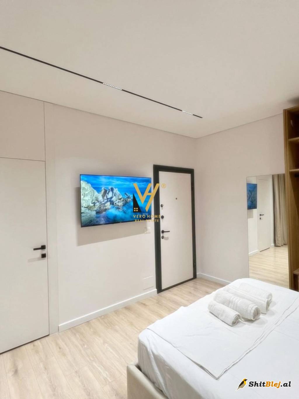 2 GARSONIERE ME QIRA NE QENDER 1.500 EUR