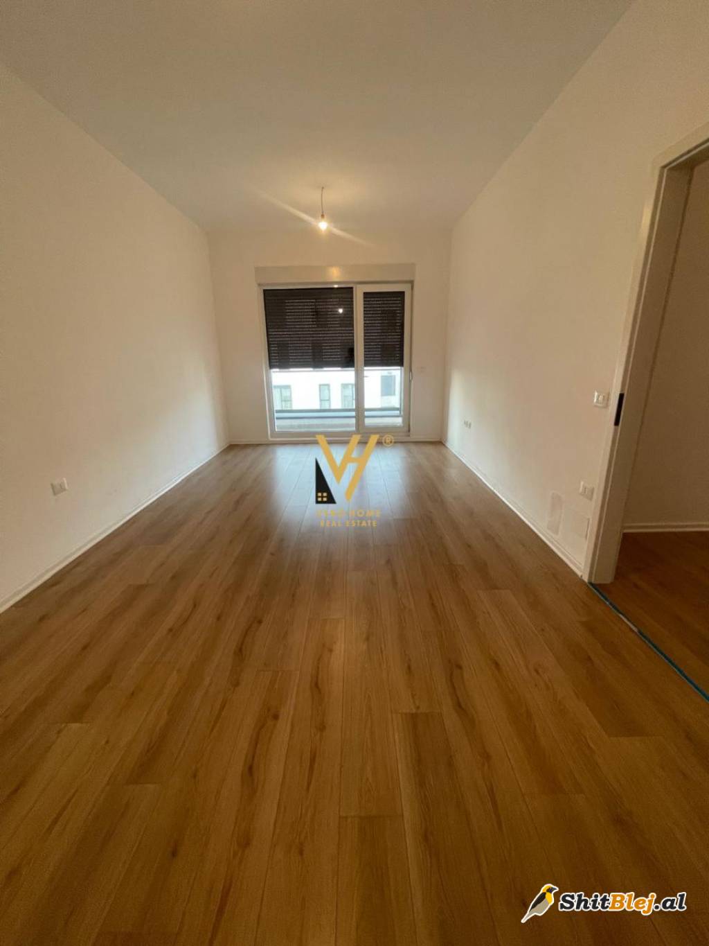 ZYRE 115M2 ME QERA TE 21 DHJETORI 600 EU