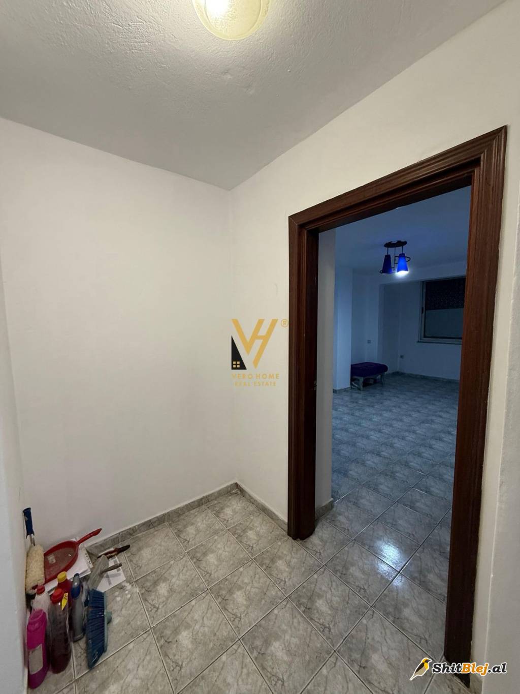 ZYRE 35 M2 ME QIRA VASIL SHANTO 420 EURO