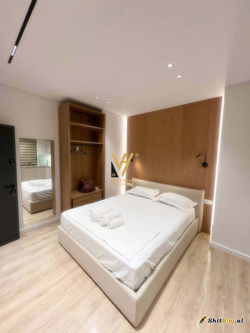 2 GARSONIERE ME QIRA NE QENDER 1.500 EUR