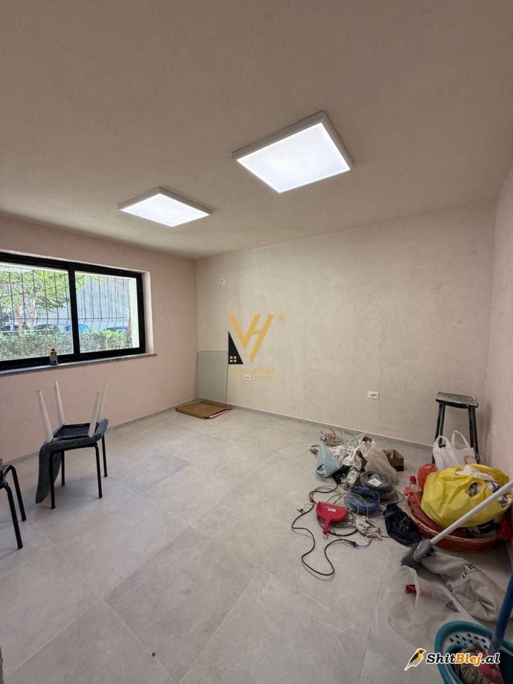 ZYRE 40 M2 ME QERA TE MOZAIKU 45.000 LEK