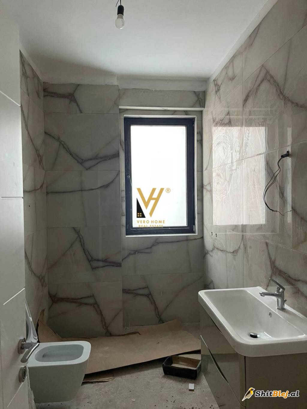 ZYRE 90 M2 TE MYSLYM SHYRI 1.000 EURO