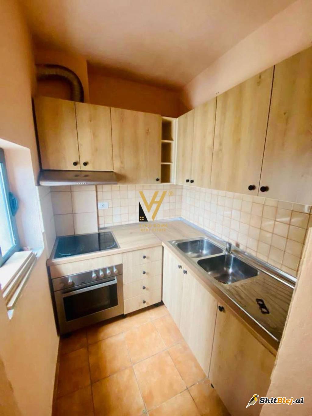 2+1 ME QERA TE KOMUNA PARISIT 650 EURO