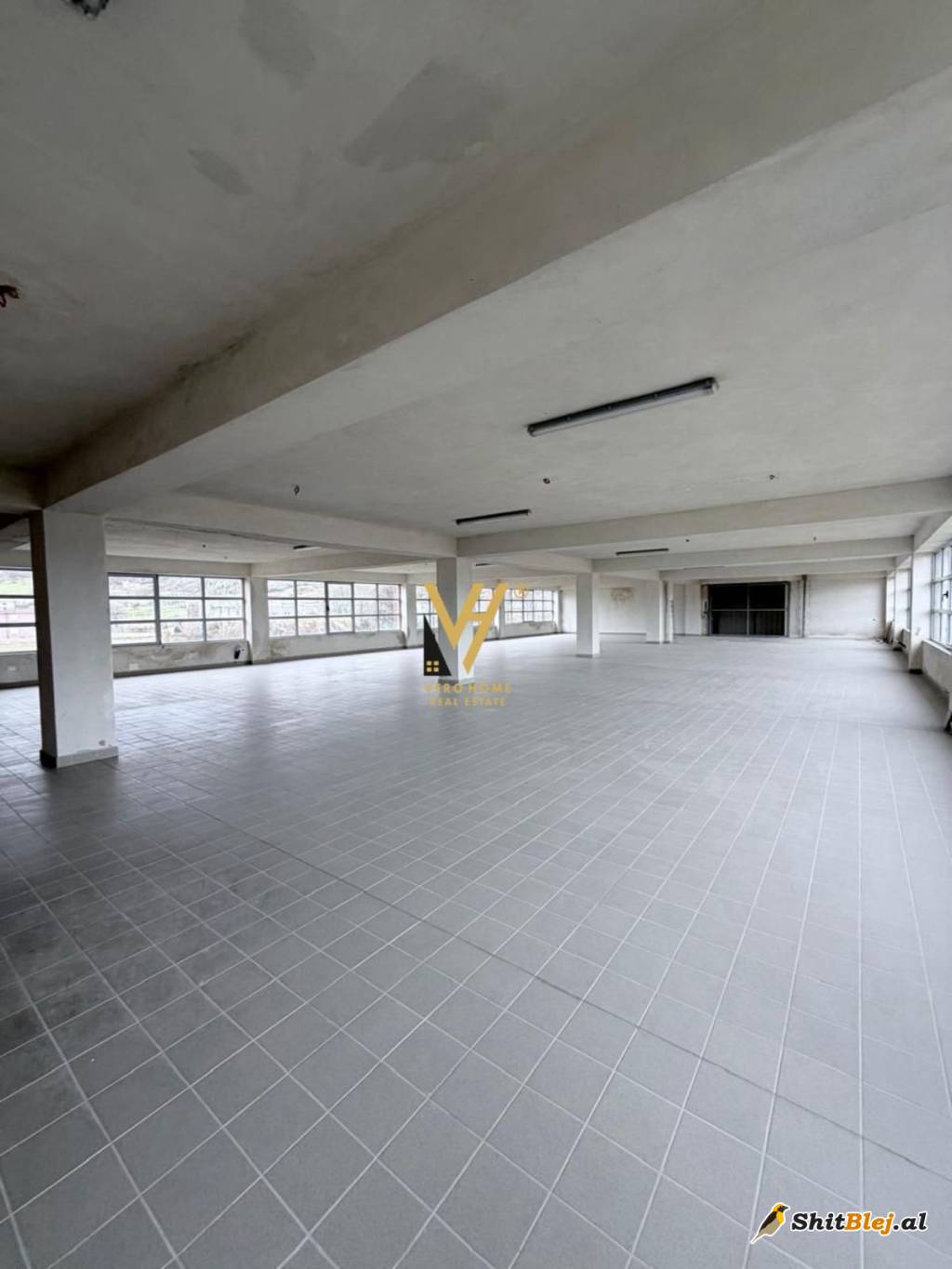 KAPANON 720 M2 ME QERA PRUSH 2.800 EURO