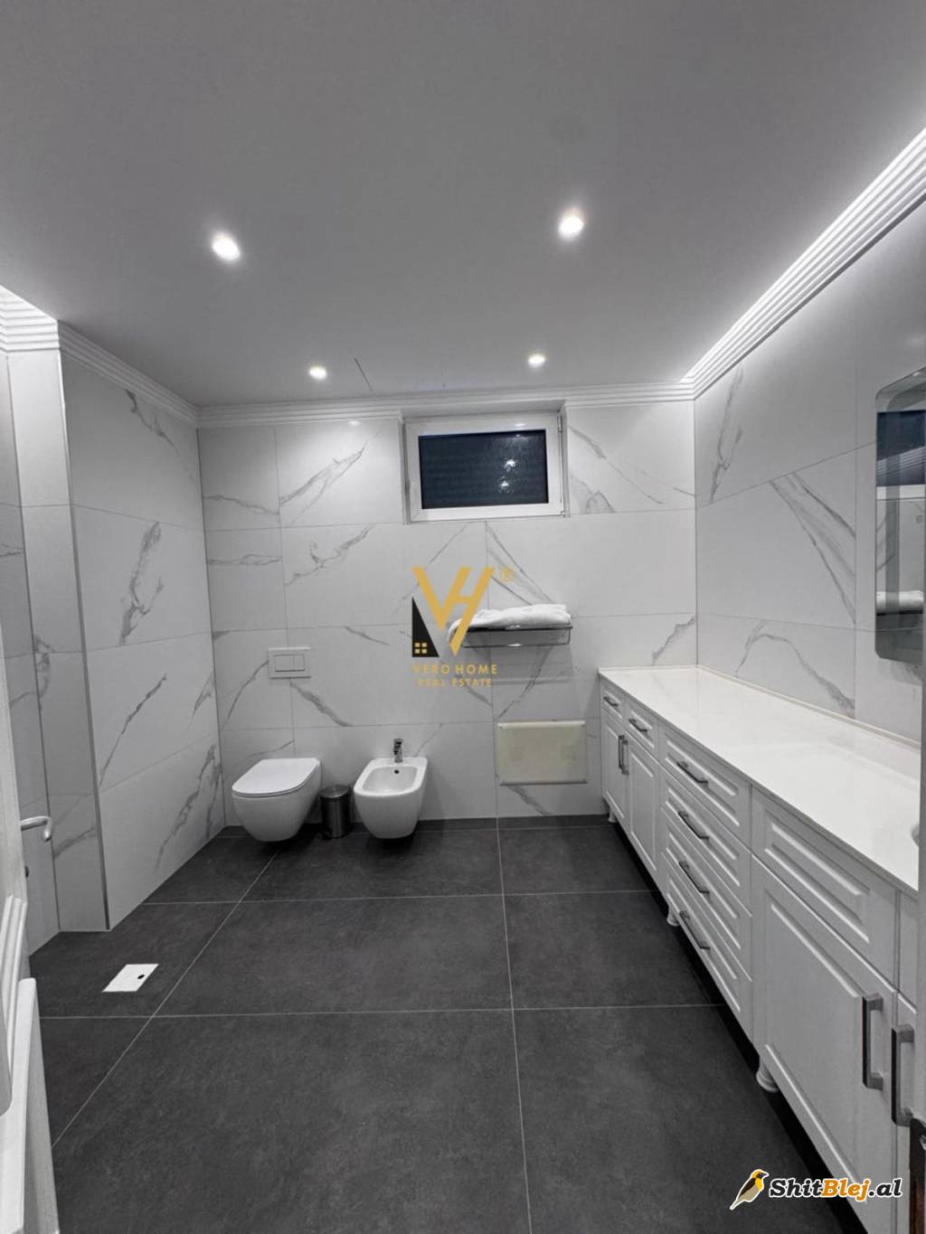 VILE ME QIRA KOM.AKACIA HILLS 5.000 EURO