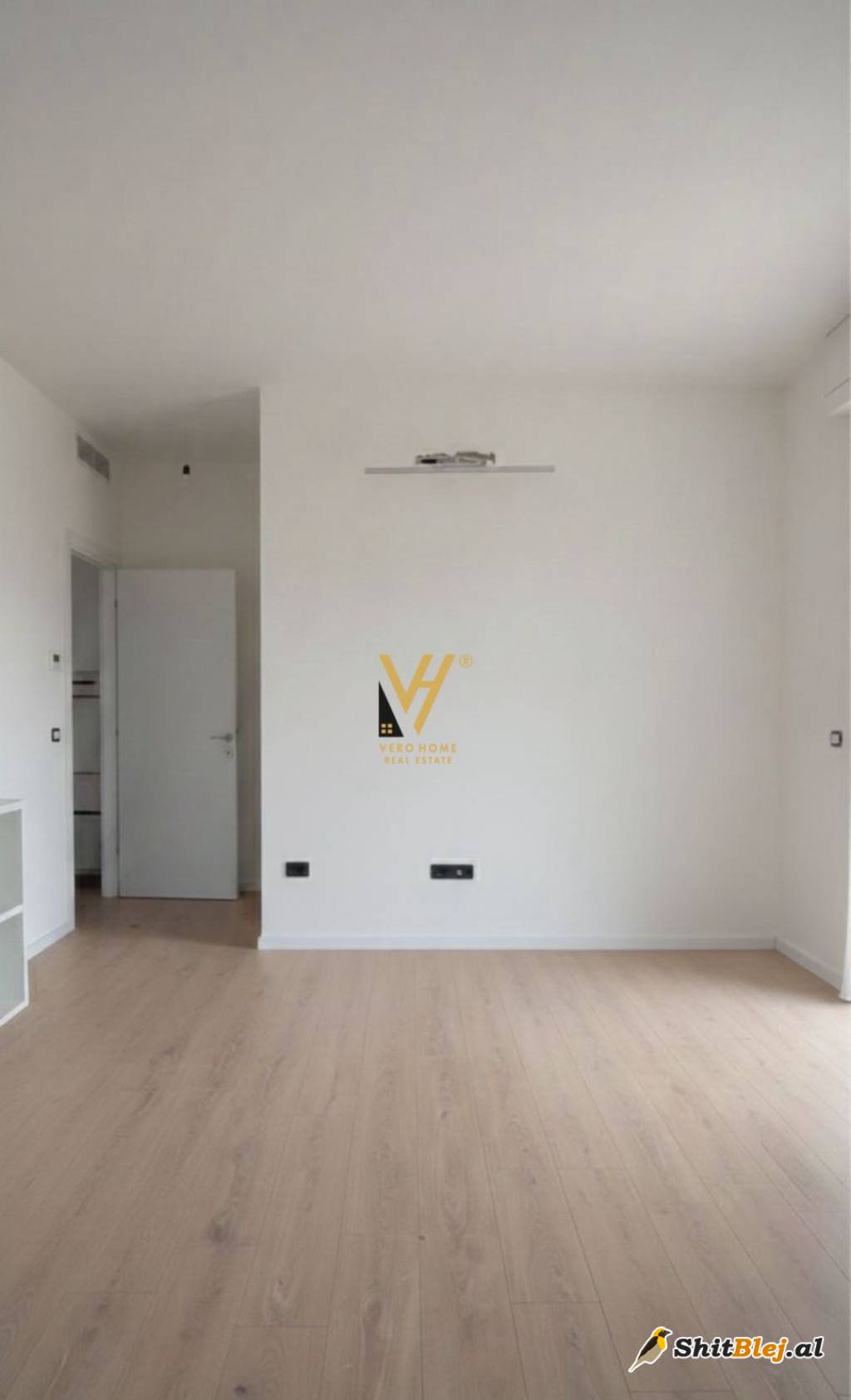 ZYRE 106 M2 TE RR.BARRIKADA 700 EURO