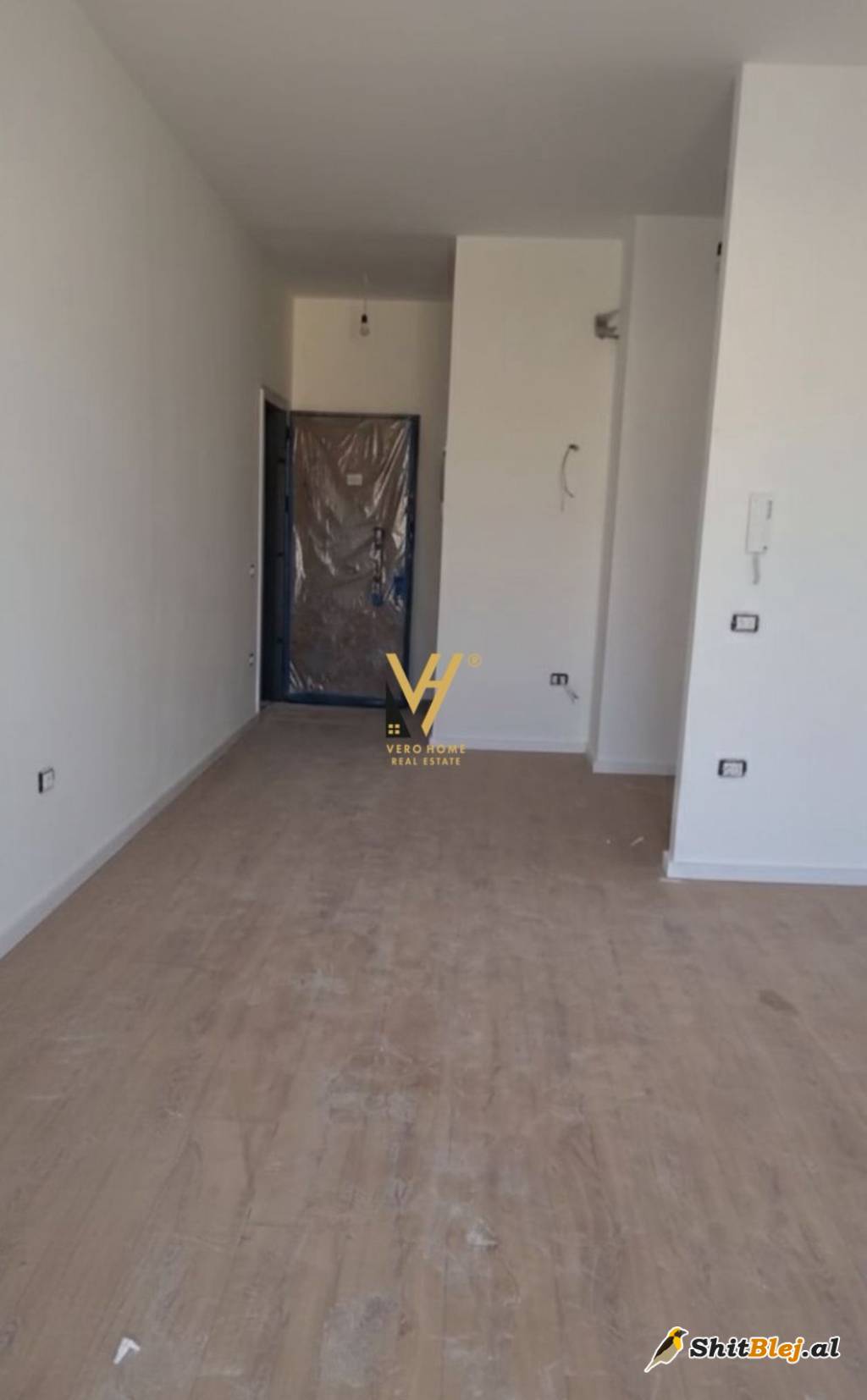 2+1+2 ME QIRA TE RR.BARRIKADAVE 700 EURO