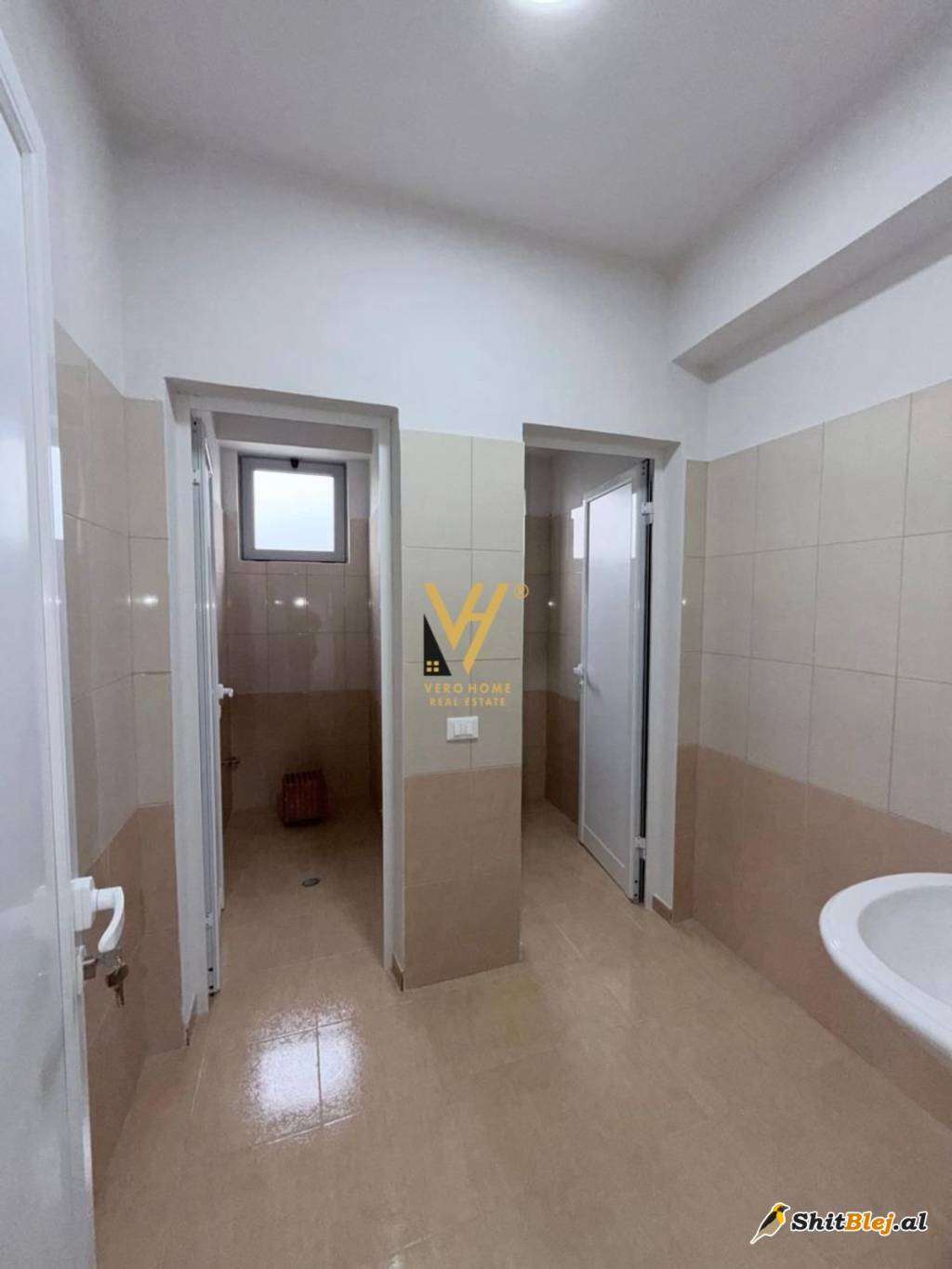 KAPANON 720 M2 ME QERA PRUSH 2.800 EURO