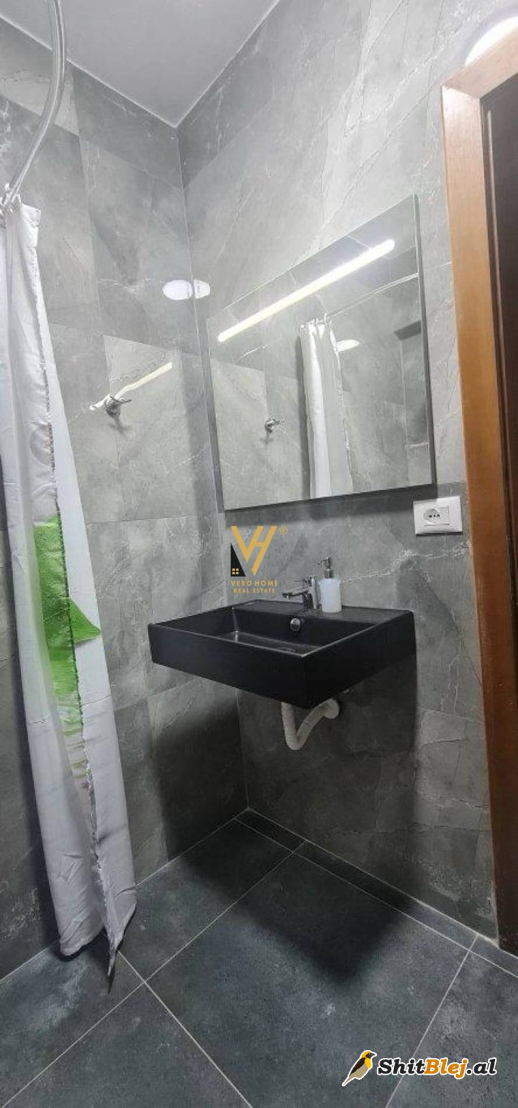 APARTAMENT 3+1 RR.DRITAN HOXHA 500 EURO