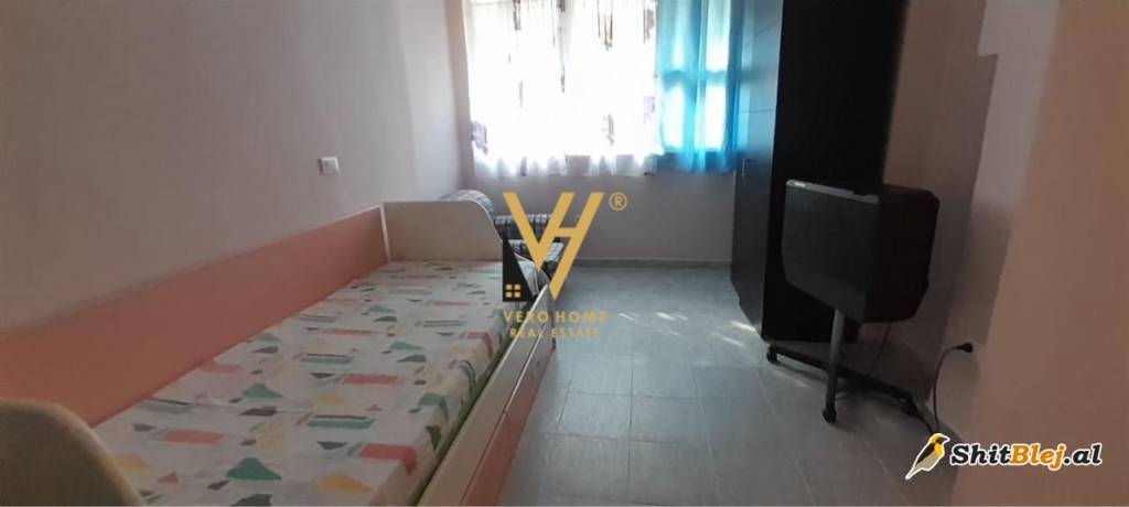 2+1+BLK ME QERA TEK OXHAKU 500 EURO