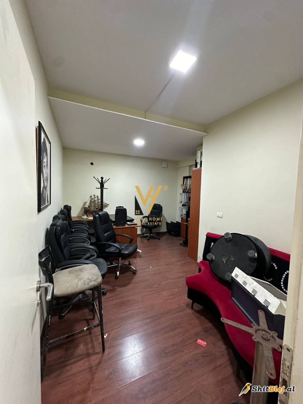  AMBIENT 80M2 TE 21 DHJETORI 160.000EURO
