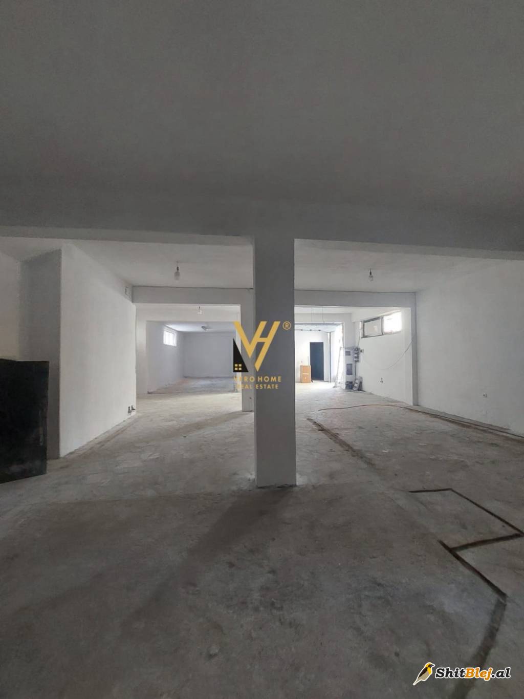 MAGAZINE 550 M2 NE DON BOSKO 3.000 EURO