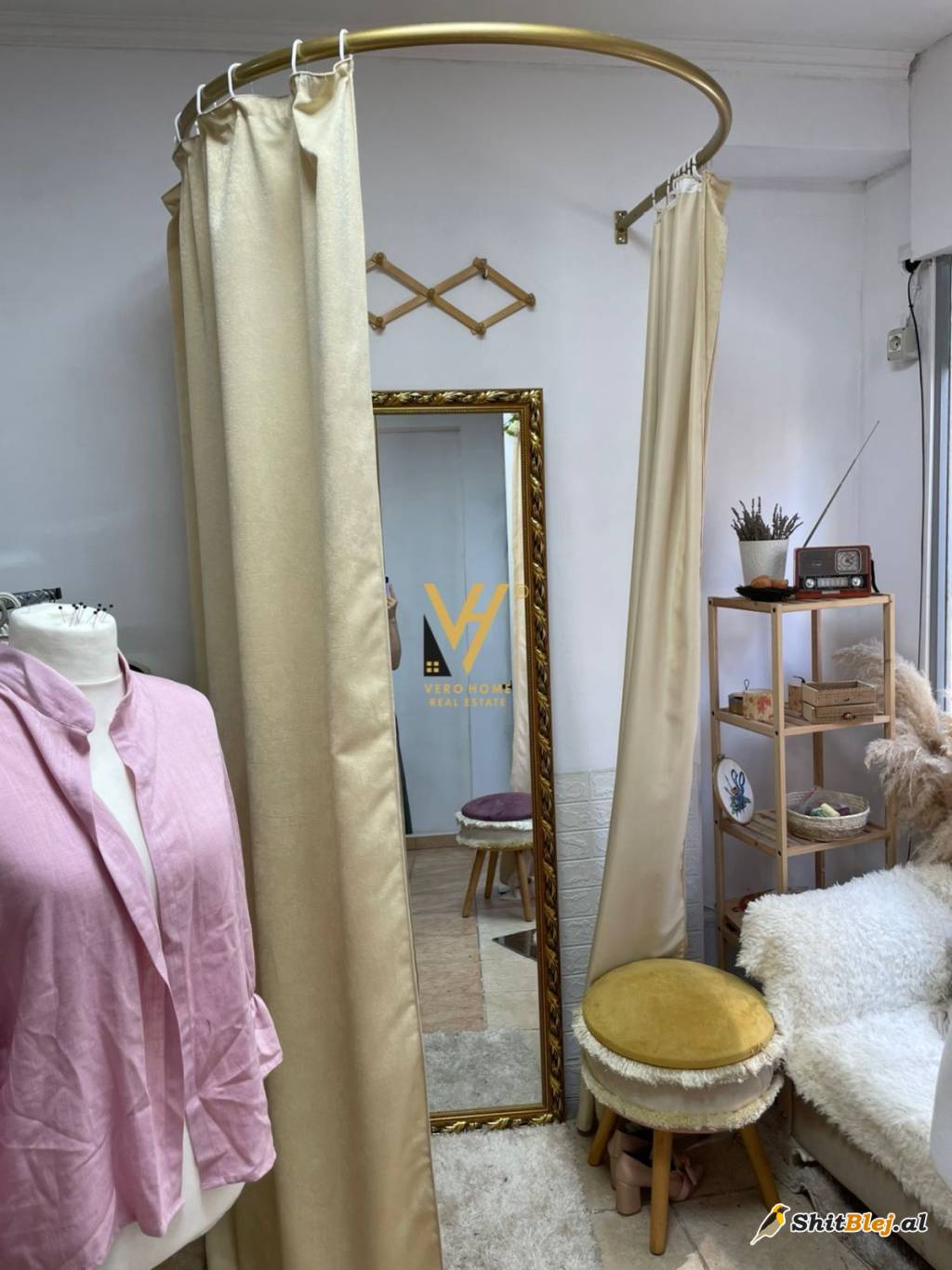 BIZNES ATELIE TE BRRYLI 4.000 EURO