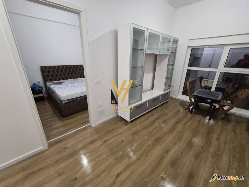 1+1 ME QERA TE KADIU, ALI DEMI 500 EURO