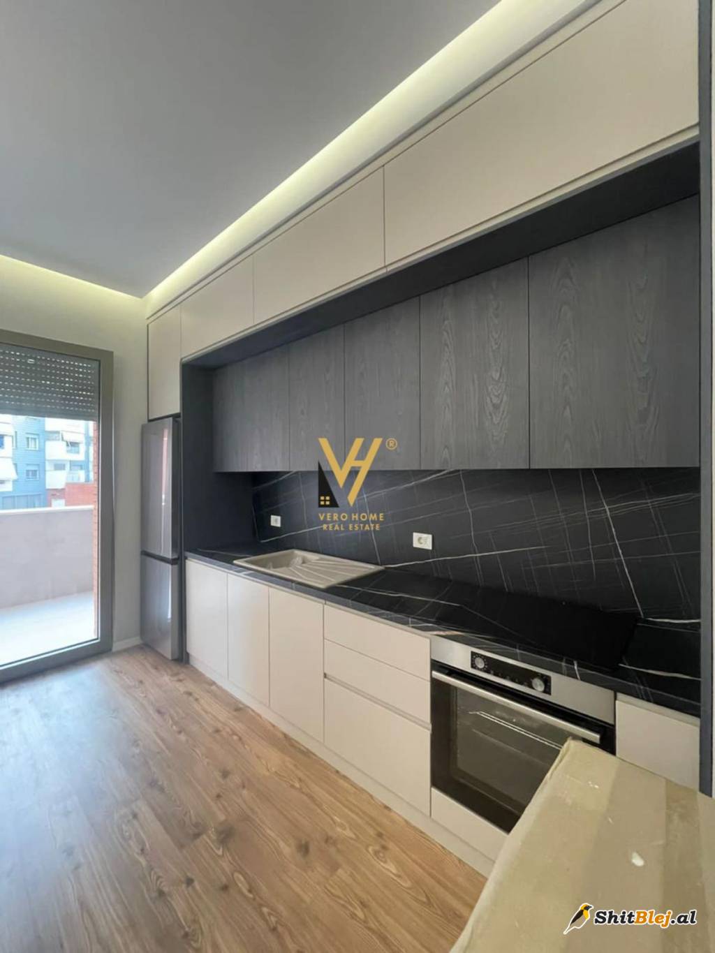 1+1 TE KOMPLEKSI DELIJORGJI 800 EURO