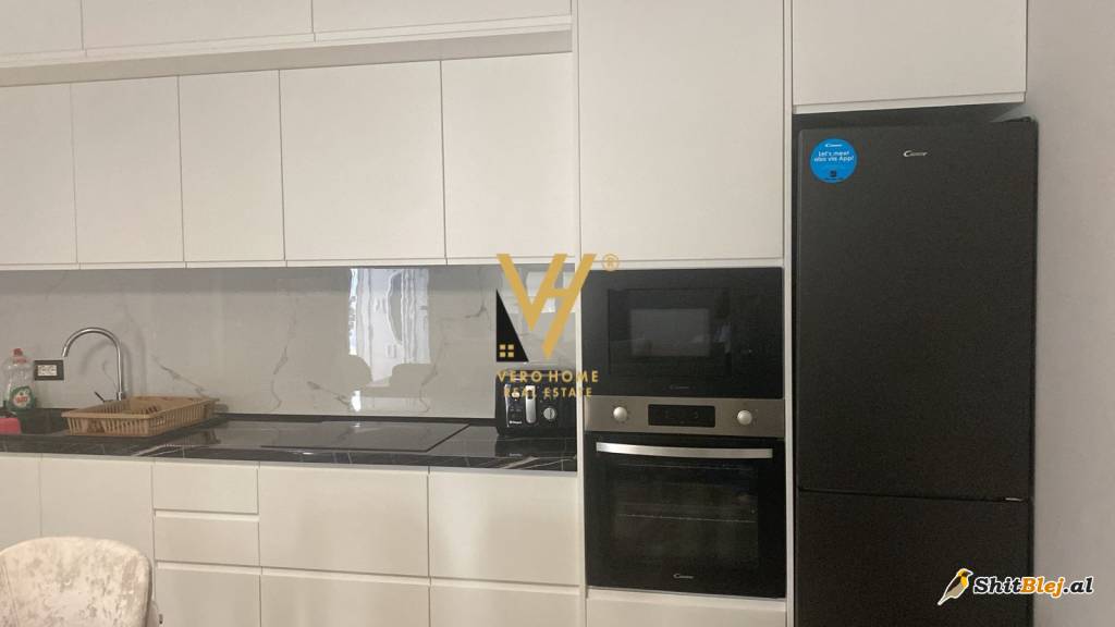 2+1+BLK ME QIRA NE PORCELAN 800 EURO