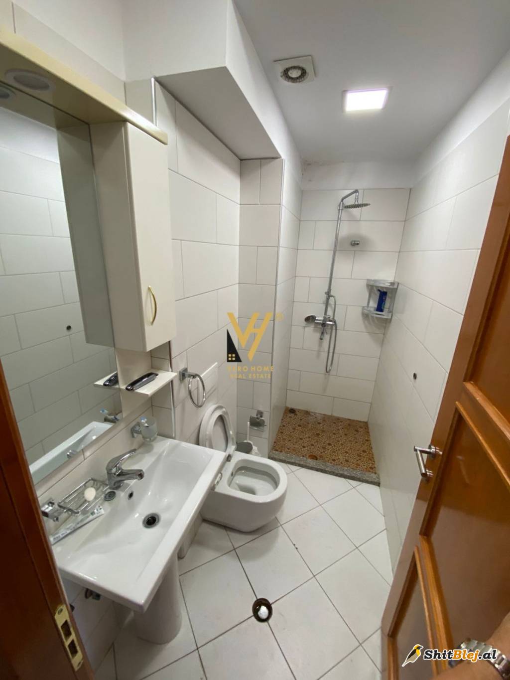 1+1+2BLK TE KOMUNA E PARISIT 650 EURO