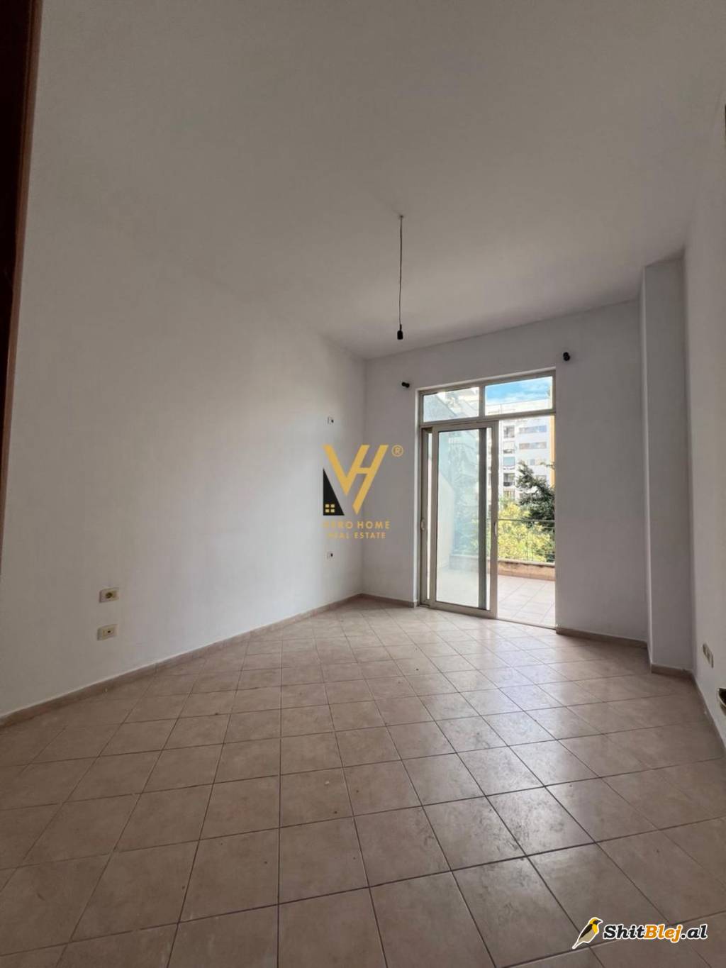  2+1+BLK NE YZBERISHT 160.000 EURO