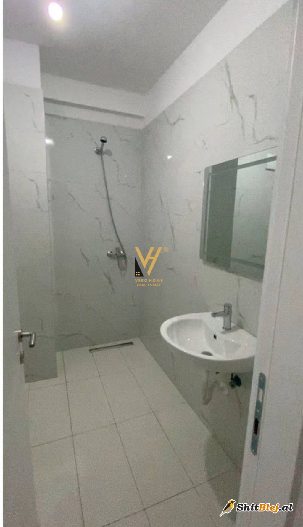 2+1 ME QIRA TE UNIVERS CITY 50.000 LEKE
