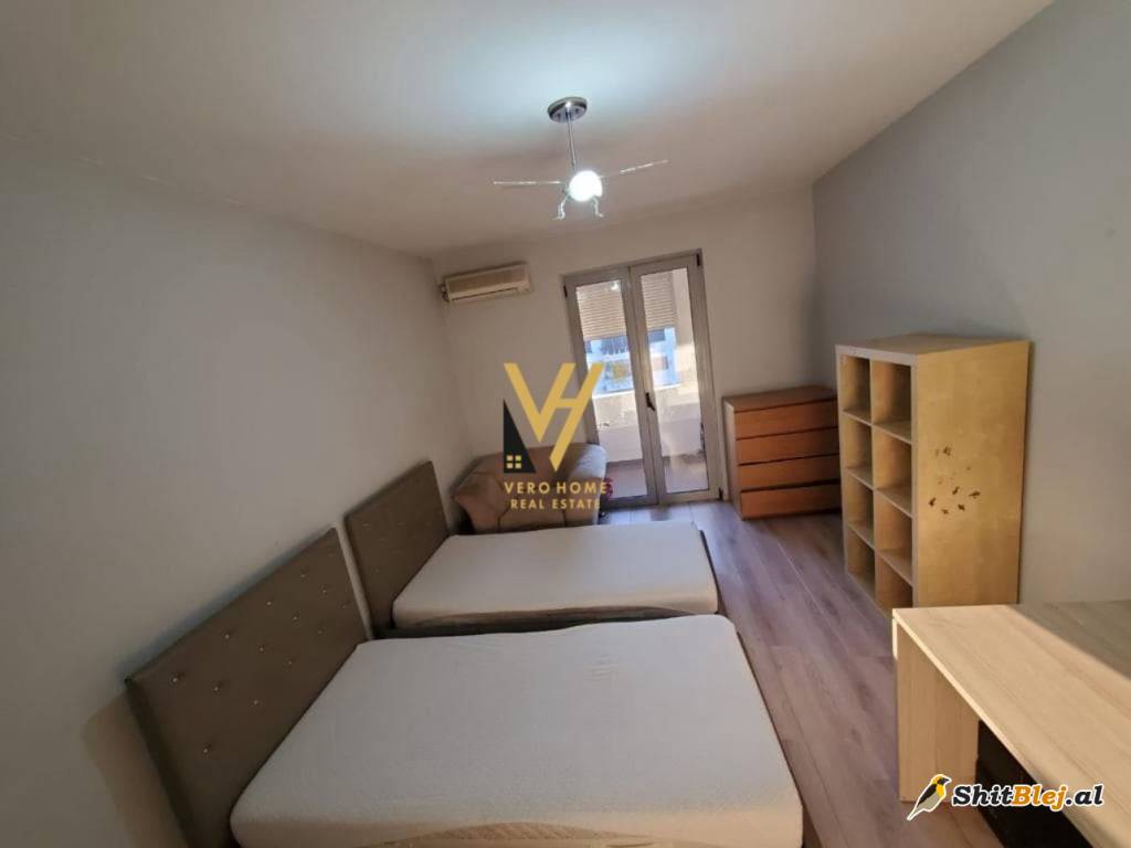 2+1+BLK TE RRUGA HOXHA TAHSIM 65.000 LEK