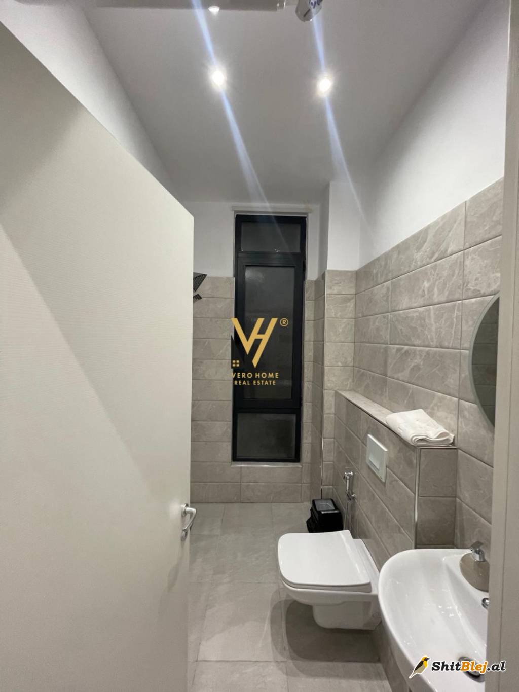 2+1+BLK TEK ISH HESHI SHQIPONJA 850 EUR