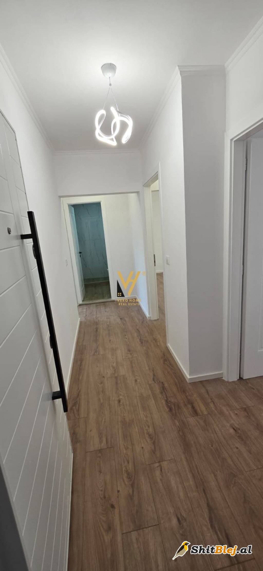 2+1 TE RRUGA E KAVAJES 169.000 EURO