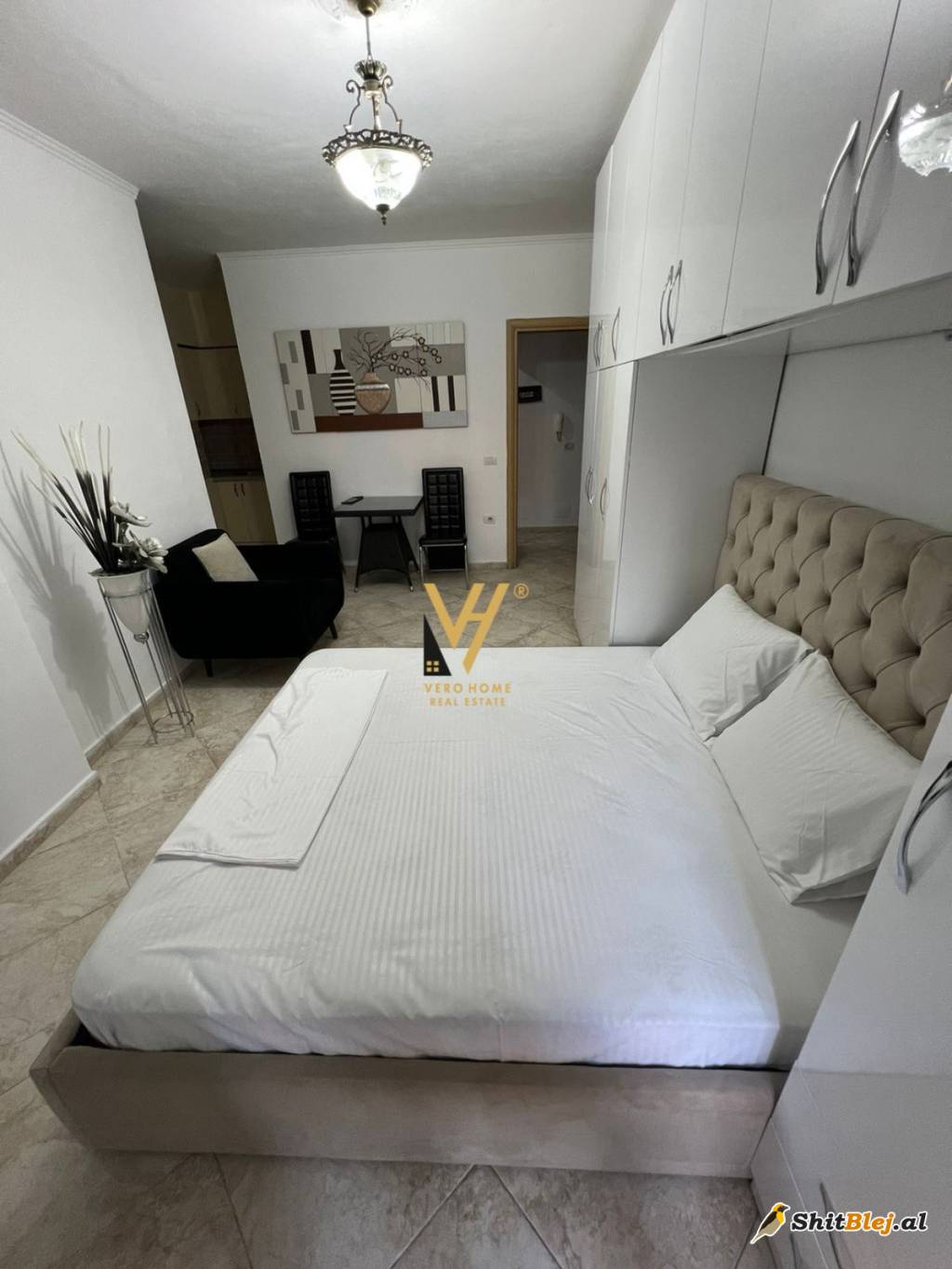 GARSONIERE TERR. BARRIGADAVE 50.000 LEKE