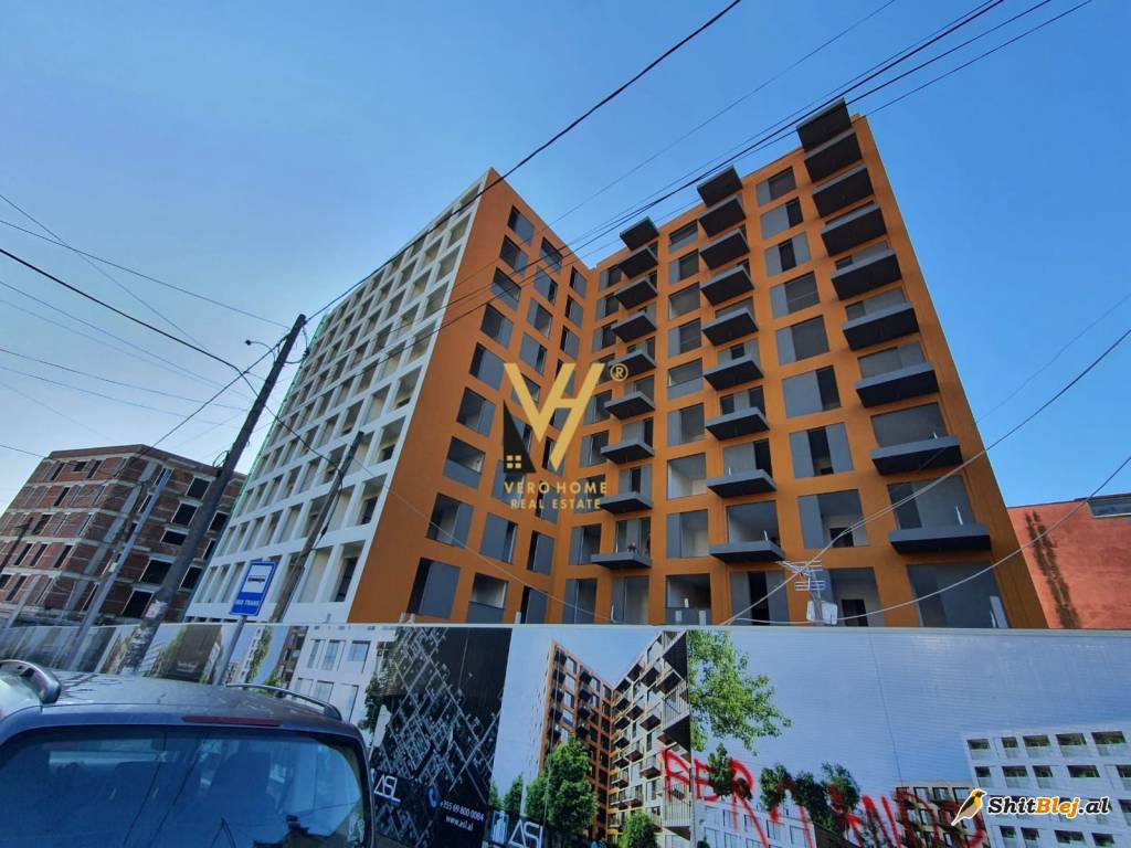 8 POSTE PARKIMI TE OXHAKU 160.000 EURO
